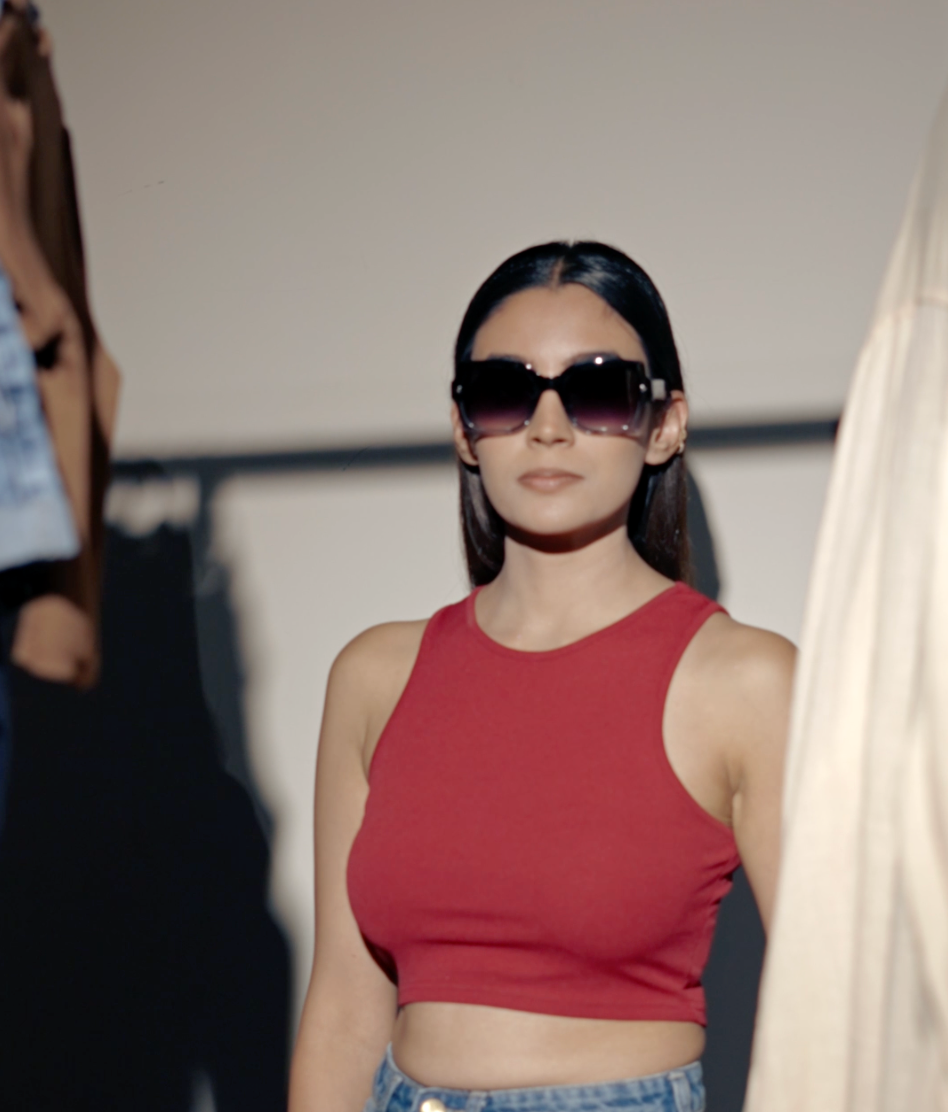 Woman with Round Face Wearing Stylish Sunglasses