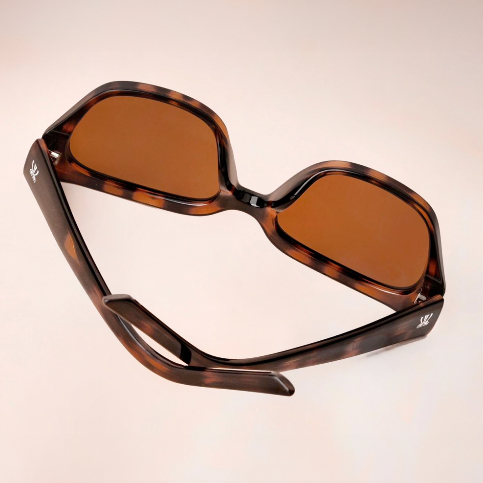 Sienna - Cat Eye