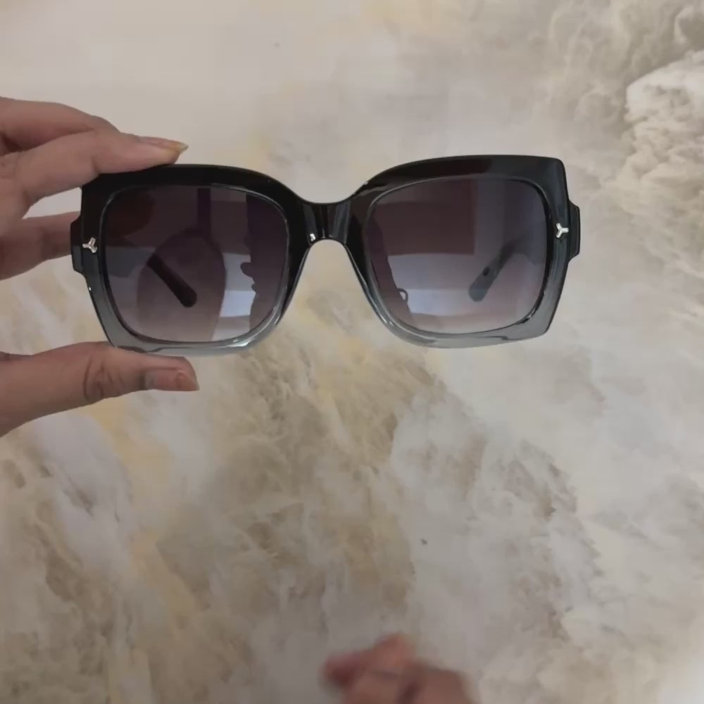 Midnight Veil - Cat Eye